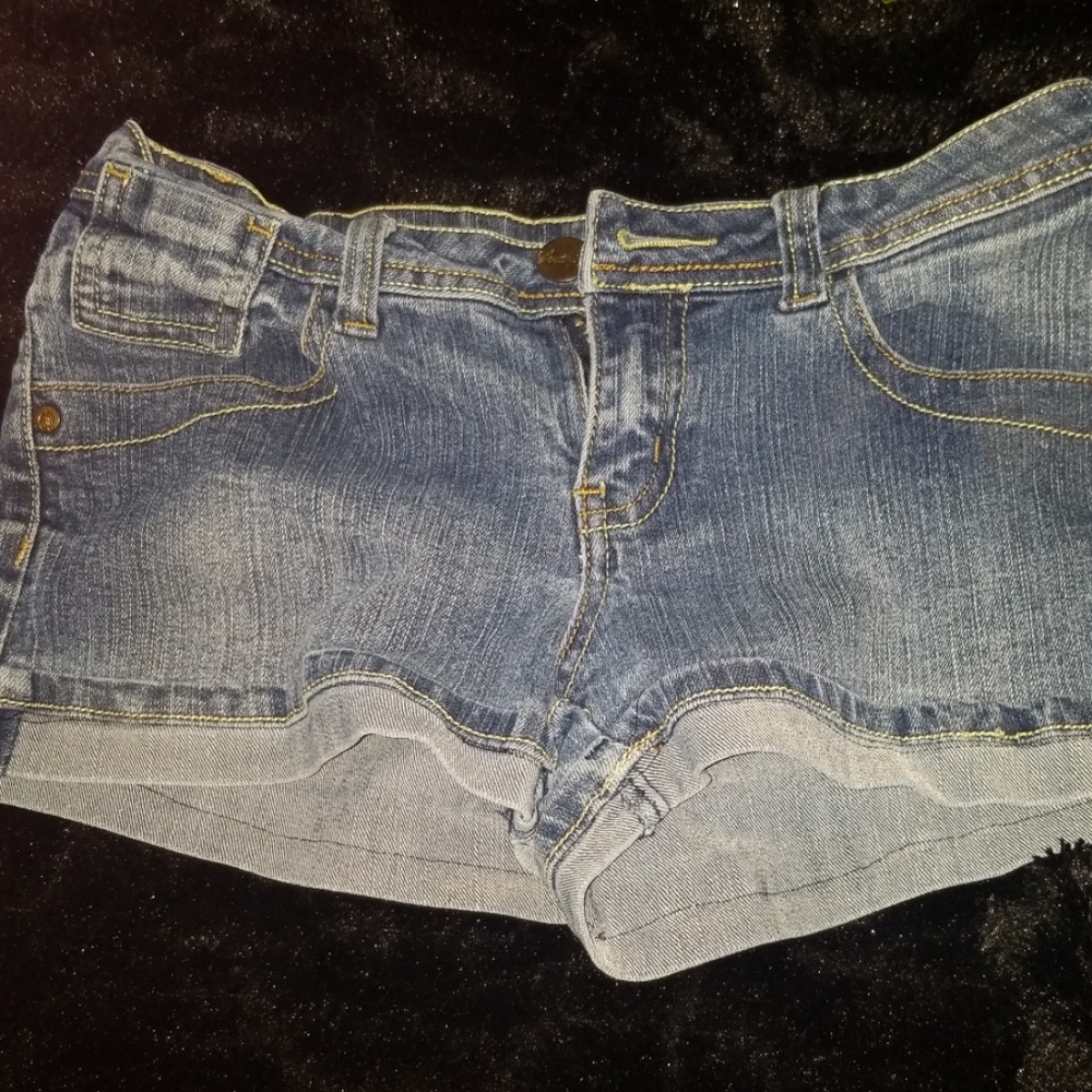 🔥FREE🔥Blue jean shorts